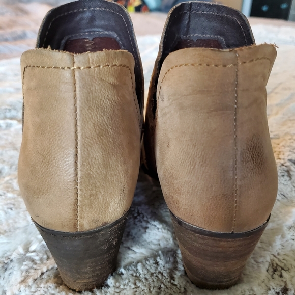 Steve Madden Adelphie leather cutout, pointed toe ankle boots women's size 6.5 - Picture 10 of 13